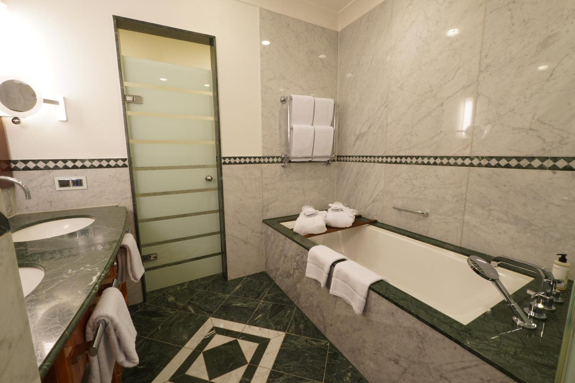 Lumiere Boutiquehotel Im Fuerstenhof Leipzig Luaran gambar